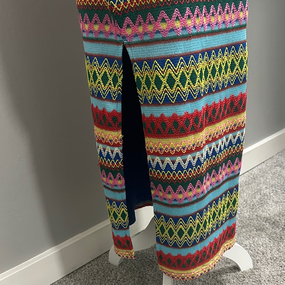 Vibrant Multicolor Patterned Maxi Dress - Picture 3 of 4